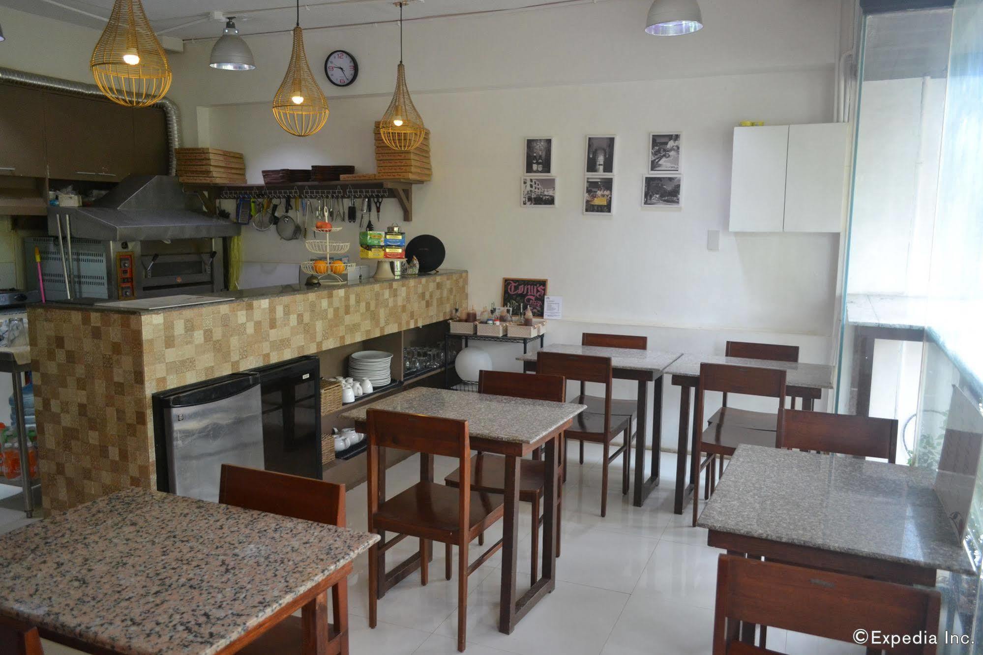 เอสดีอาร์เซอร์วิสอพาร์ตเมนท์ Hotel Cebu ภายนอก รูปภาพ