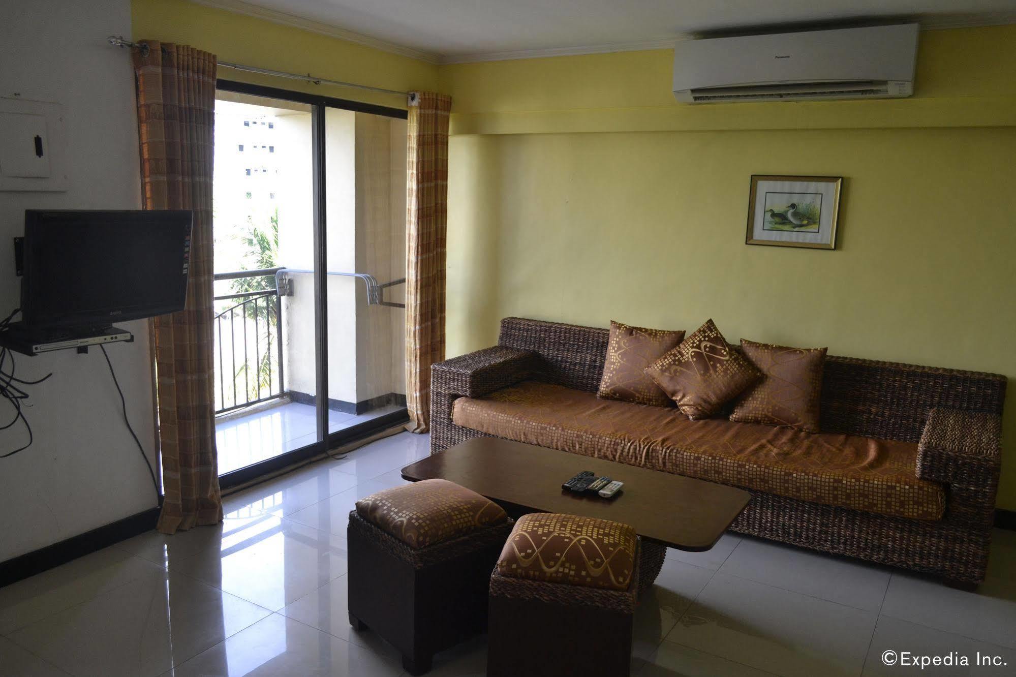 เอสดีอาร์เซอร์วิสอพาร์ตเมนท์ Hotel Cebu ภายนอก รูปภาพ