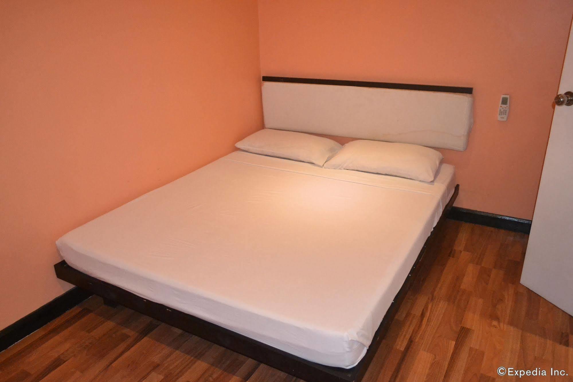 เอสดีอาร์เซอร์วิสอพาร์ตเมนท์ Hotel Cebu ภายนอก รูปภาพ