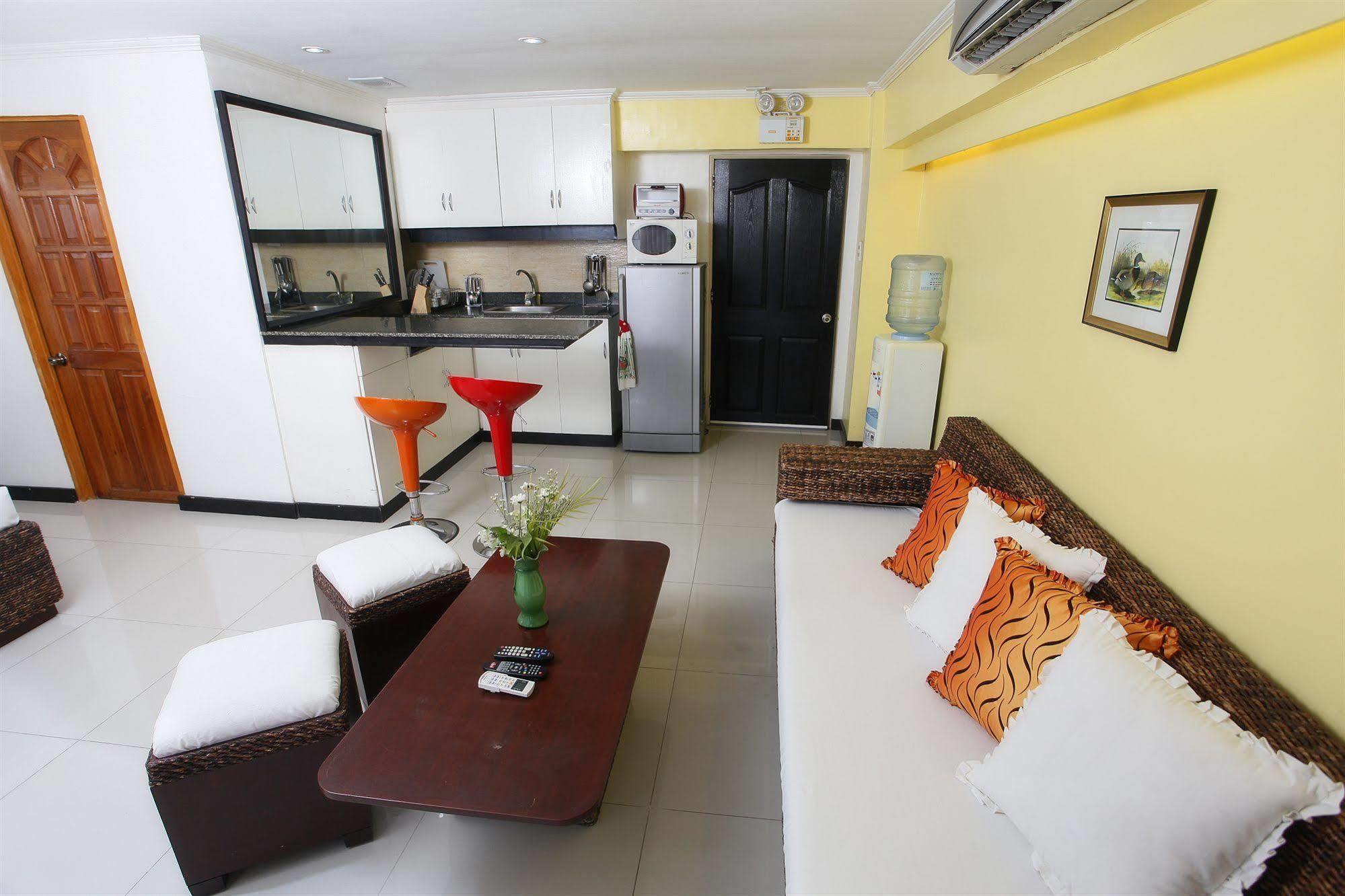 เอสดีอาร์เซอร์วิสอพาร์ตเมนท์ Hotel Cebu ภายนอก รูปภาพ